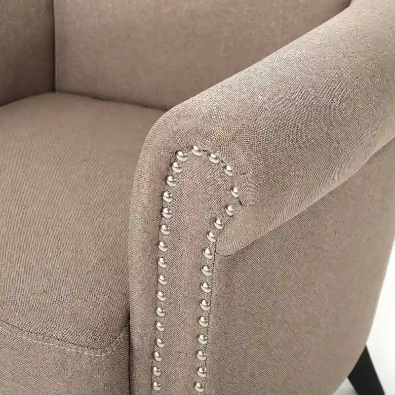 Poltrona Club Contemporanea con Braccioli Arrotondati, Rivetti e Gambe in Betulla, 79 cm Larghezza