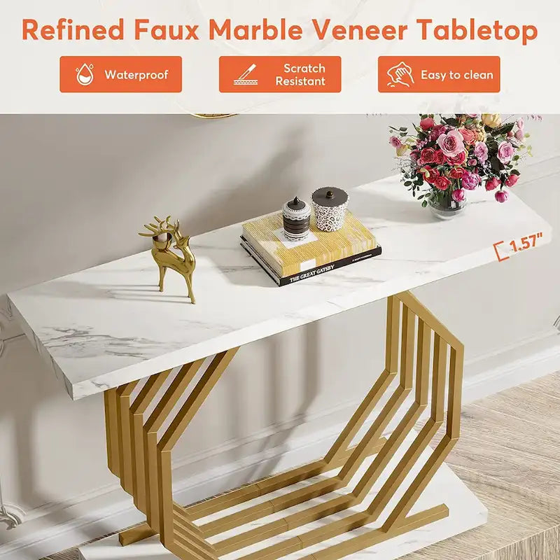 Consolle oro/nero, ripiano effetto marmo, base geometrica in metallo, 101 cm